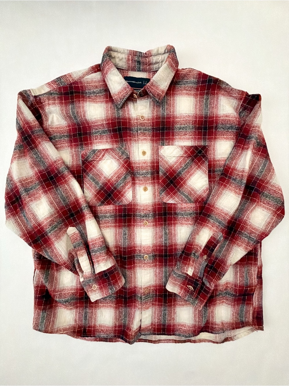 Abercrombie Oversized Plaid Flannel Shirt L Red Cream Trending Fall Layering